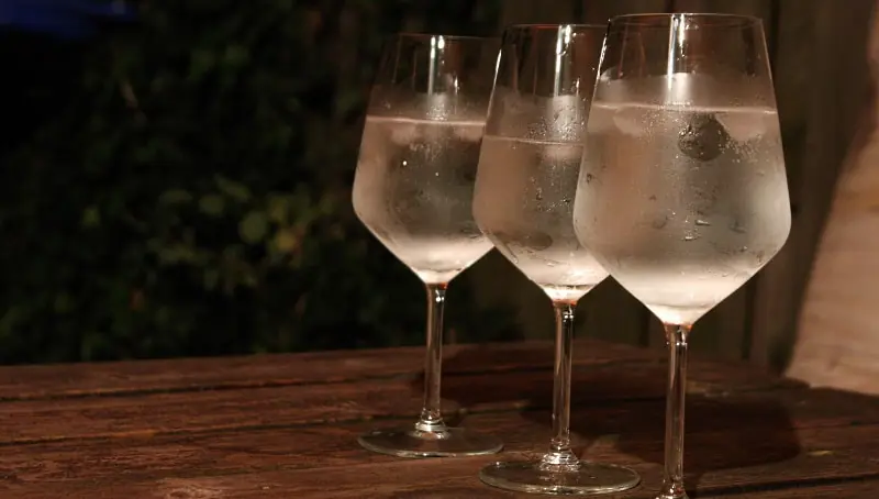 vit Pinot Noir - omslagsbild